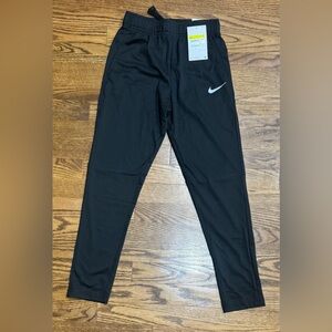 NWT Nike black training pants in youth small